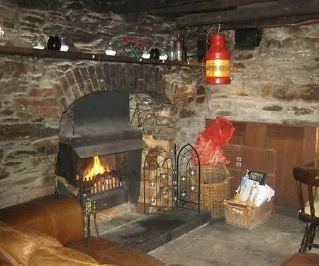 Inn Ship Mevagissey